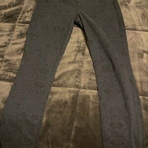 Cabi jeans Curvy skinny Floral Patterned Black Pants Size 6